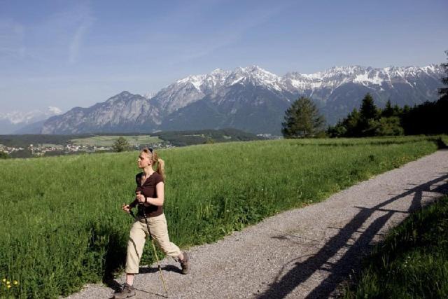 Haus Angelika - Bed & Breakfast - Innsbruck/Igls Екстер'єр фото