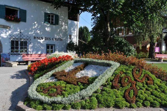 Haus Angelika - Bed & Breakfast - Innsbruck/Igls Екстер'єр фото